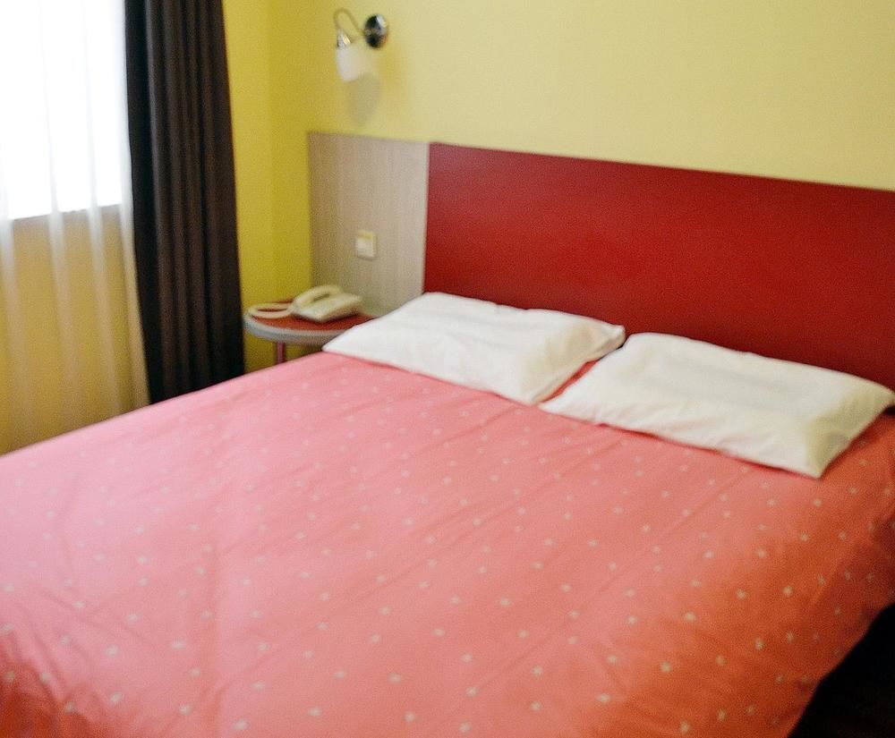 Home Inn Changchun Dajing Road Ouya Outlets מראה חיצוני תמונה